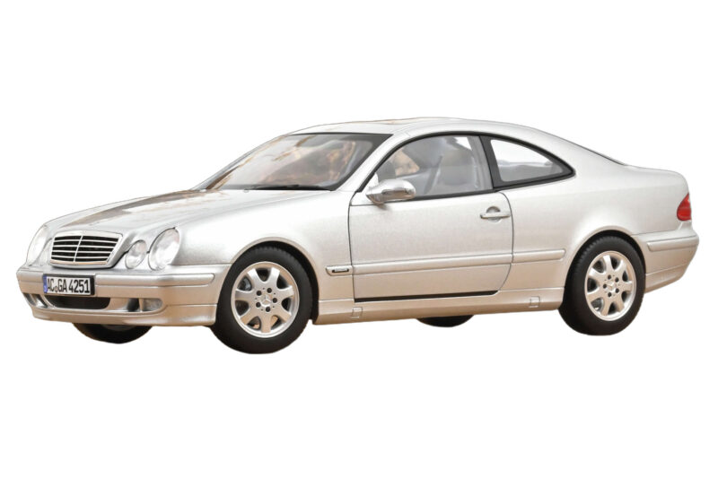 Mercedes CLK C208 Brilliant Silver Norev 1:18 Mercedes CLK C208 Brilliant Silver Norev 1:18 183335 Kov