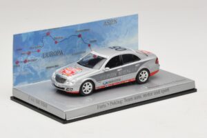 Mercedes E-Class #5 Team Auto Motor und Sport Rally Paris-Peking 2007 Minichamps 1:43 B66962261 Kov – obrázok 2 z 5