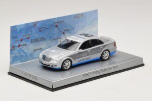 Mercedes E-Class #6 Team Die Welt Rally Paris-Peking 2007 Minichamps 1:43 B66962262 Kov – obrázok 2 z 5