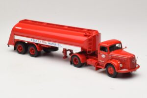 Mercedes LS315 Tanksattelzug Esso Minichamps 1:43 499034770 Kov – obrázok 4 z 6