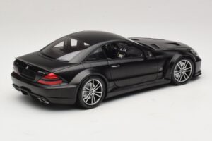 Mercedes SL65 AMG R230 Black Series Matt Black Minichamps 1:18 100038121 Kov – obrázok 3 z 8