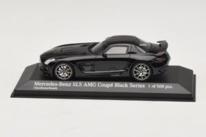 Mercedes SLS AMG C197 Black Series Čierna Metalíza Minichamps 1:43 437033020 Kov
