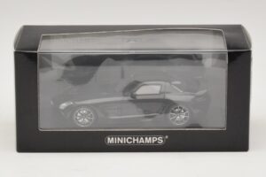 Mercedes SLS AMG C197 Black Series Čierna Metalíza Minichamps 1:43 437033020 Kov – obrázok 4 z 4