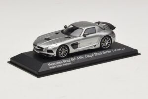 Mercedes SLS AMG C197 Black Series Šedá Metalíza Minichamps 1:43 437033024 Kov – obrázok 2 z 4