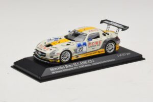 Mercedes SLS AMG GT3 #22 Rowe Racing Graf / Jager Nurburgring 24 Hours 2013 Minichamps 1:43 410133222 Kov – obrázok 2 z 4