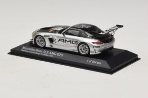 Mercedes SLS AMG GT3 #96 M. Hakkinen / R. Arnold 6 Hours of Zhuhai 2011 Minichamps 1:43 410113296 Kov – obrázok 3 z 4