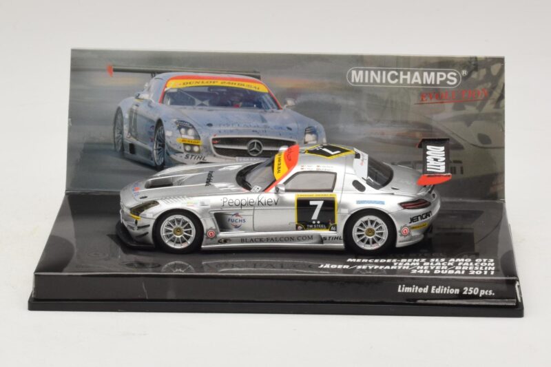 Mercedes SLS AMG GT3 #7 Black Falcon Jager / Seyffarth 24 Hours of Dubai 2011 Minichamps 1:43 437110307 Kov