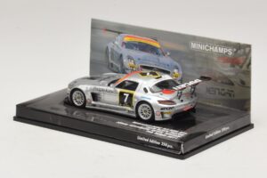 Mercedes SLS AMG GT3 #7 Black Falcon Jager / Seyffarth 24 Hours of Dubai 2011 Minichamps 1:43 437110307 Kov – obrázok 3 z 5