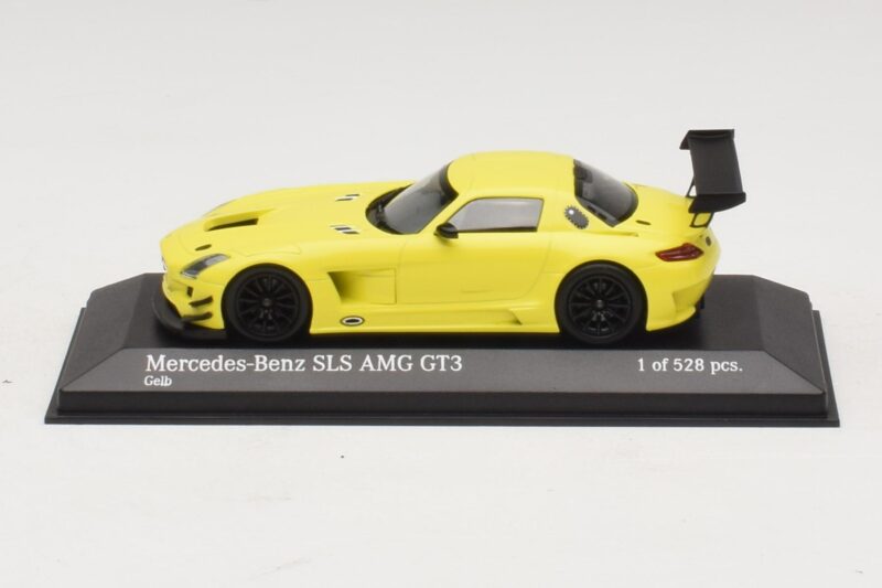 Mercedes SLS AMG GT3 Žltá Minichamps 1:43 Mercedes SLS AMG GT3 Žltá Minichamps 1:43 410113201 Kov