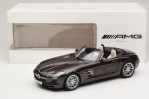 Mercedes SLS AMG Sepang Brown Minichamps 1:18 B66960080 Kov – obrázok 9 z 9