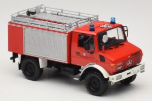 Mercedes Unimog 1300 L TLF 8/18 FF Oberammergau Minichamps 1:43 439033071 Kov – obrázok 4 z 6