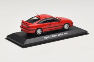 Opel Calibra Turbo 4x4 Červený Maxichamps 1:43 940045721 Kov – obrázok 2 z 4