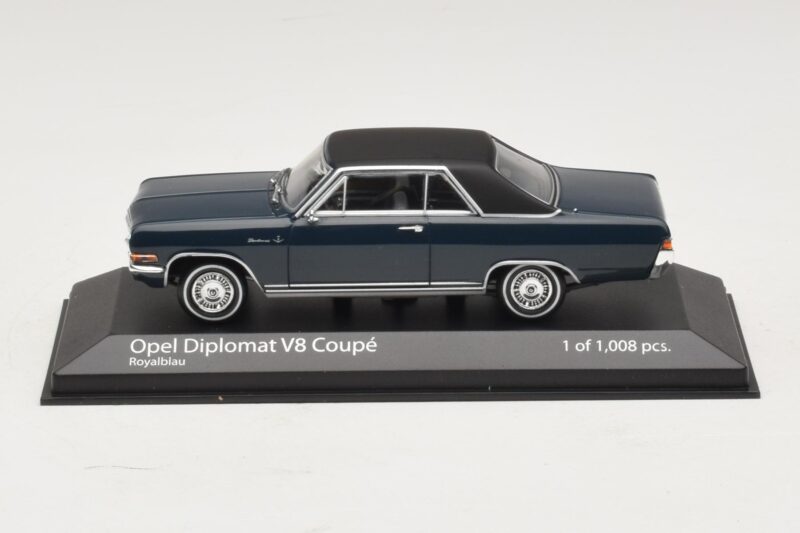 Opel Diplomat A V8 Coupe Tmavomodrý Minichamps 1:43 400048021 Kov