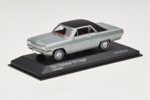 Opel Diplomat A V8 Coupe Strieborný Minichamps 1:43 400048020 Kov – obrázok 2 z 4