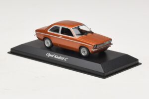Opel Kadett C Bronzový Metalický Maxichamps 1:43 940045600 Kov – obrázok 3 z 4