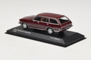 Opel Rekord D Caravan Červený Minichamps 1:43 400044012 Kov – obrázok 3 z 4