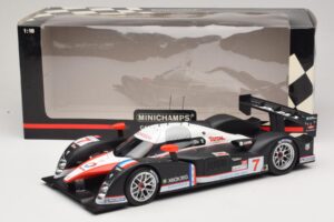 Peugeot 908 HDi FAP LMP1 #7 M. Gene / N. Minassian / J. Villeneuve 24 Hours of Le Mans 2007 Minichamps 1:18 150071207 Kov – obrázok 6 z 6