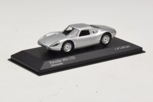 Porsche 904 GTS Strieborný Minichamps 1:43 400065721 Kov – obrázok 2 z 4