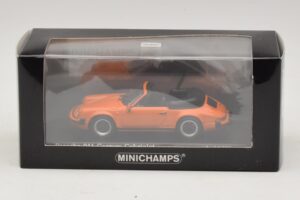 Porsche 911 930 Carrera Cabriolet Oranžová Minichamps 1:43 430062038 Kov – obrázok 4 z 4