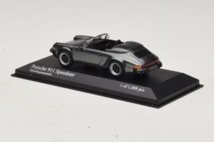 Porsche 911 930 Speedster Sivá Metalíza Minichamps 1:43 430066135 Kov – obrázok 3 z 4