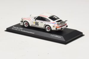 Porsche 911 934 #86 Bourdillat / Ennequin 24 Hours of Le Mans 1979 Minichamps 1:43 400796486 Kov – obrázok 3 z 4