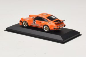 Porsche 911 934 Jagermeister #12 H. Kelleners DRM Nurburgring 1976 Minichamps 1:43 400766412 Kov – obrázok 3 z 4