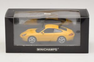 Porsche 911 991 Carrera Žltý Minichamps 1:43 410060221 Kov – obrázok 4 z 4