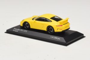 Porsche 911 991 GT3 Žltý Minichamps 1:43 410062021 Kov – obrázok 3 z 4