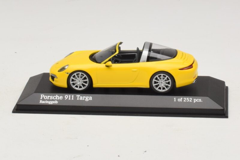 Porsche 911 991 Targa Žltý Minichamps 1:43 Porsche 911 991 Targa Žltý Minichamps 1:43 410062441 Kov