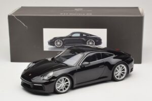 Porsche 911 992 Carrera 4S Čierny Minichamps 1:18 WAP0211120R992 Kov – obrázok 6 z 6