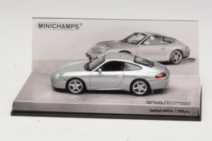 Porsche 911 996 Carrera 40. Výročie Strieborný Minichamps 1:43 436061070 Kov
