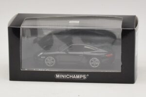 Porsche 911 997 Carrera Black Edition Minichamps 1:43 400066425 Kov – obrázok 4 z 4