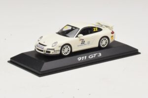 Porsche 911 997 GT3 #22 Biely Minichamps 1:43 WAP020102016 Kov – obrázok 2 z 4