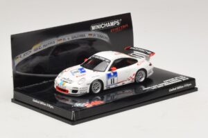 Porsche 911 997 GT3 RS #11 24 Hours Nurburgring 2010 Minichamps 1:43 437106711 Kov – obrázok 2 z 5