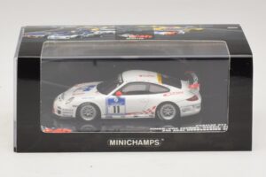 Porsche 911 997 GT3 RS #11 24 Hours Nurburgring 2010 Minichamps 1:43 437106711 Kov – obrázok 4 z 5