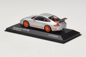 Porsche 911 997 GT3 RS Strieborný Minichamps 1:43 400066000 Kov – obrázok 3 z 4
