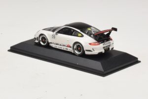 Porsche 911 997 GT3 RSR #9 Presentation 2009 Minichamps 1:43 400096909 Kov – obrázok 3 z 4