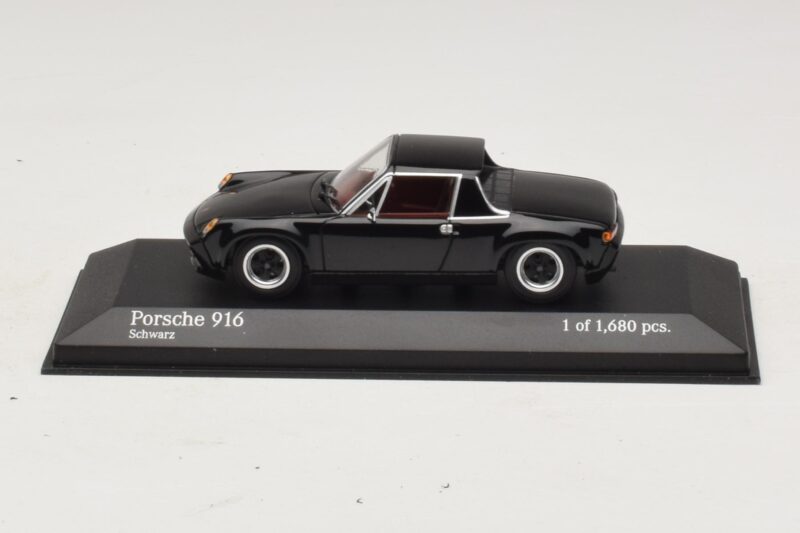 Porsche 916 Čierny Minichamps 1:43 400066060 Kov