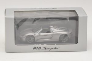 Porsche 918 Spyder Šedá Metalíza Minichamps 1:43 WAP0201000E Kov – obrázok 4 z 4