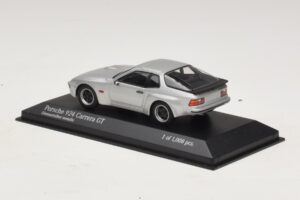 Porsche 924 Carrera GT Strieborný Minichamps 1:43 400066121 Kov – obrázok 3 z 4