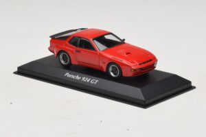 Porsche 924 GT Červený Maxichamps 1:43 940066120 Kov – obrázok 3 z 4