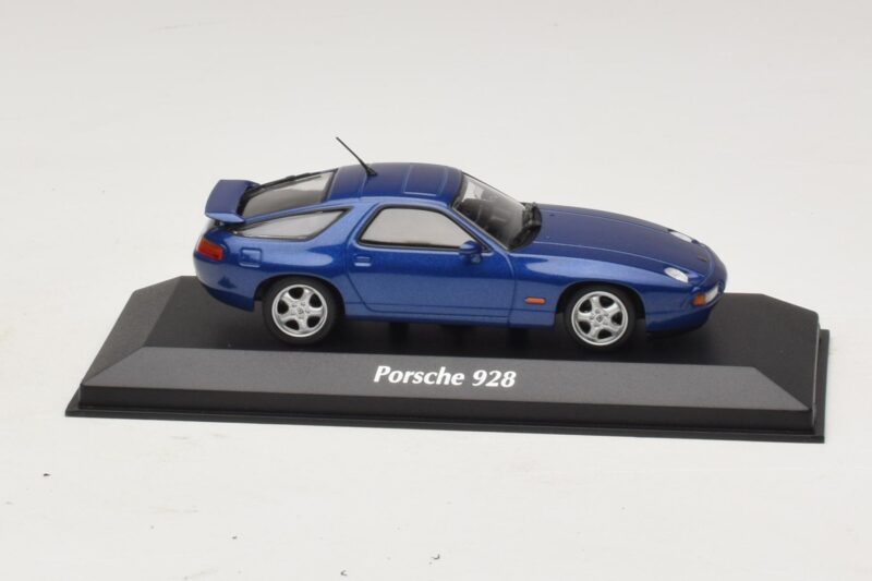 Porsche 928 Modrá Metalíza Maxichamps 1:43 940068101 Kov