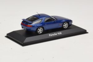 Porsche 928 Modrá Metalíza Maxichamps 1:43 940068101 Kov – obrázok 2 z 4