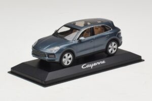 Porsche Cayenne E3 Blue Metallic Minichamps 1:43 WAP0203110J Kov – obrázok 2 z 4