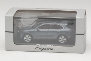 Porsche Cayenne E3 Blue Metallic Minichamps 1:43 WAP0203110J Kov – obrázok 4 z 4
