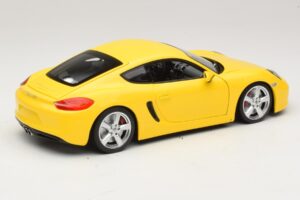 Porsche Cayman 981 Žltý Minichamps 1:18 110062220 Kov – obrázok 3 z 8