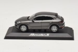 Porsche Macan S Diesel 95B Bronzová Metalíza Minichamps 1:43 WAP0201510E Kov