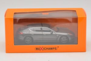 Porsche Panamera 970 Turbo Šedá Metalíza Maxichamps 1:43 940062371 Kov – obrázok 4 z 4
