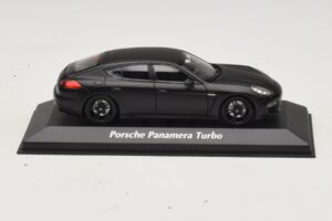 Porsche Panamera 970 Turbo Matná Čierna Maxichamps 1:43 940062370 Kov