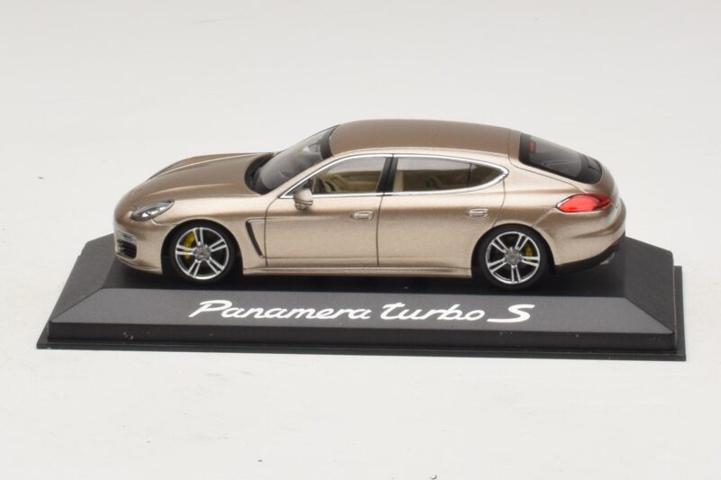 Porsche Panamera 970 Turbo S Bronzová Metalíza Minichamps 1:43 WAP0200600E Kov